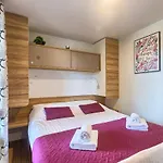 Total Escape Mobile Nera Camp Porton Biondi Casa vacanze Rovigno
