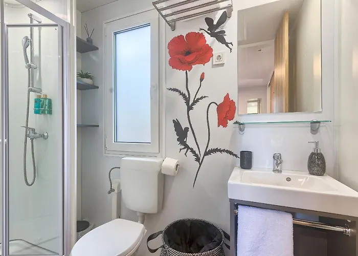Vakantiehuis Total Escape Mobile Nera Camp Porton Biondi *